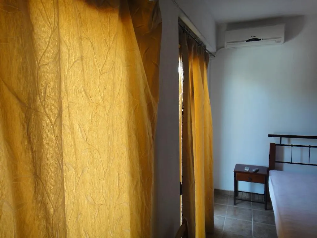 Gerakini Studios Apartment