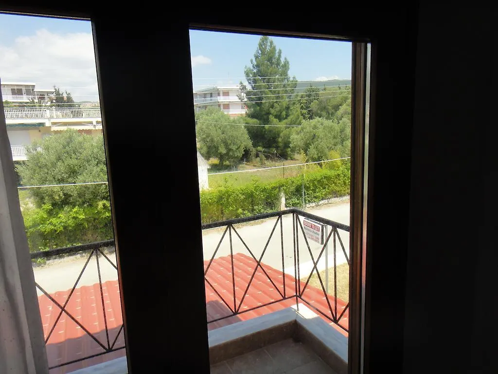 Gerakini Studios Apartment