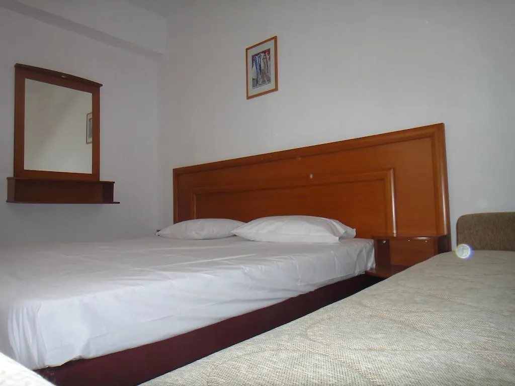 Gerakini Studios Apartment